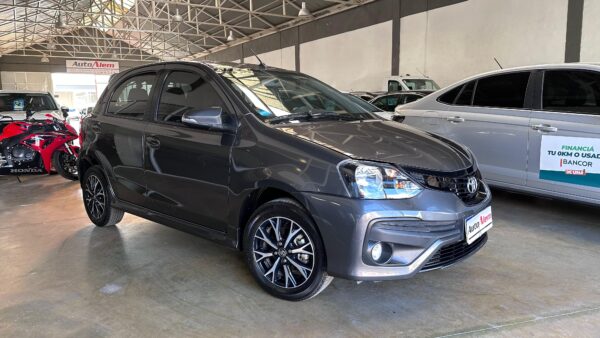 Toyota Etios XLS 1.5 Año 2023