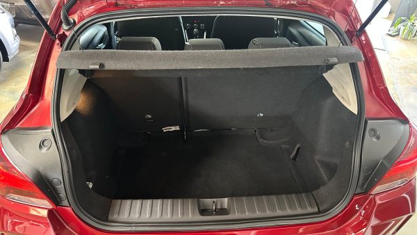 Chevrolet Onix 1.2 LT Tech Año 2020 - Imagen 11