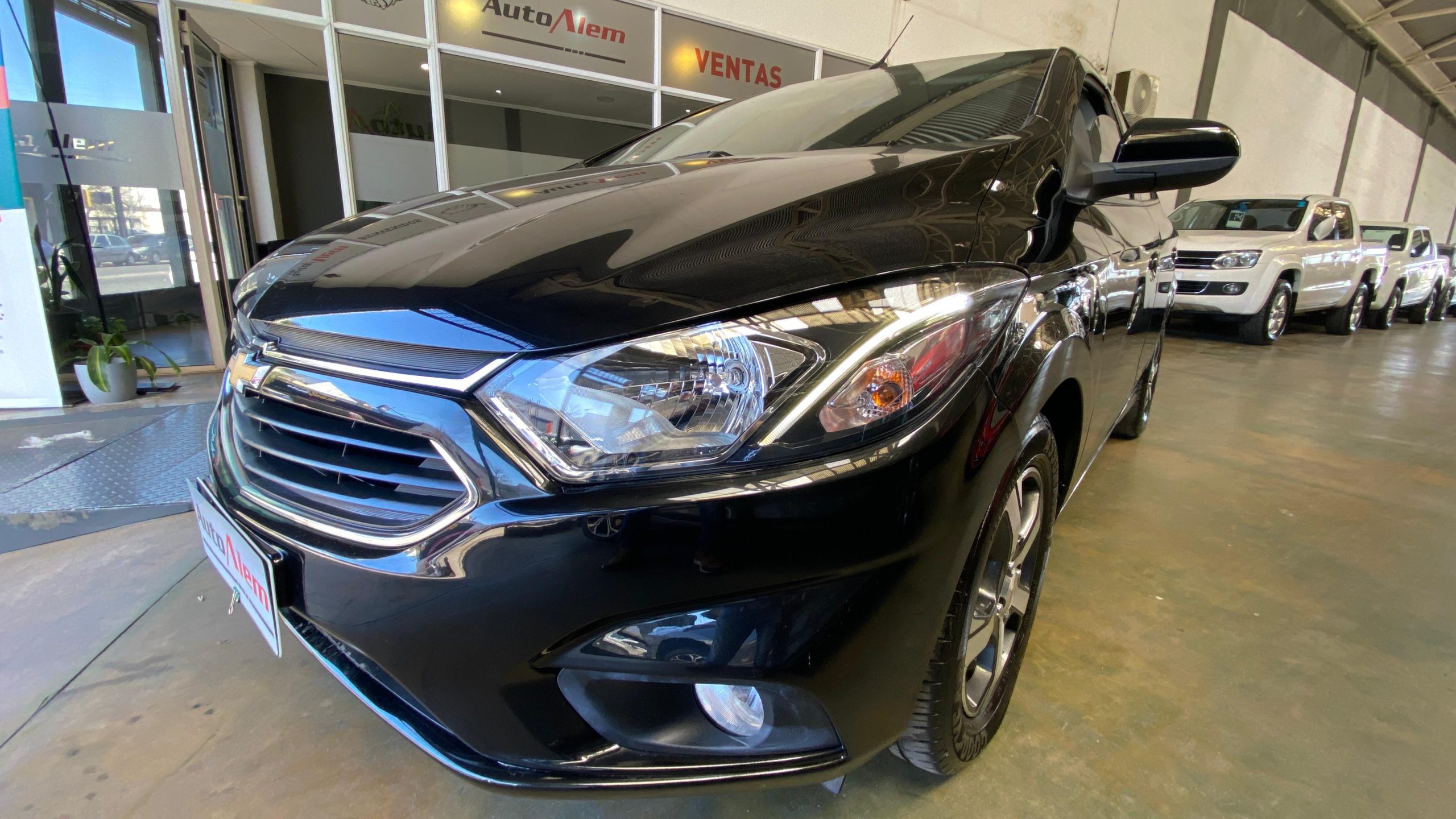 Chevrolet Onix LTZ 1.4 Año 2018 - Imagen 2