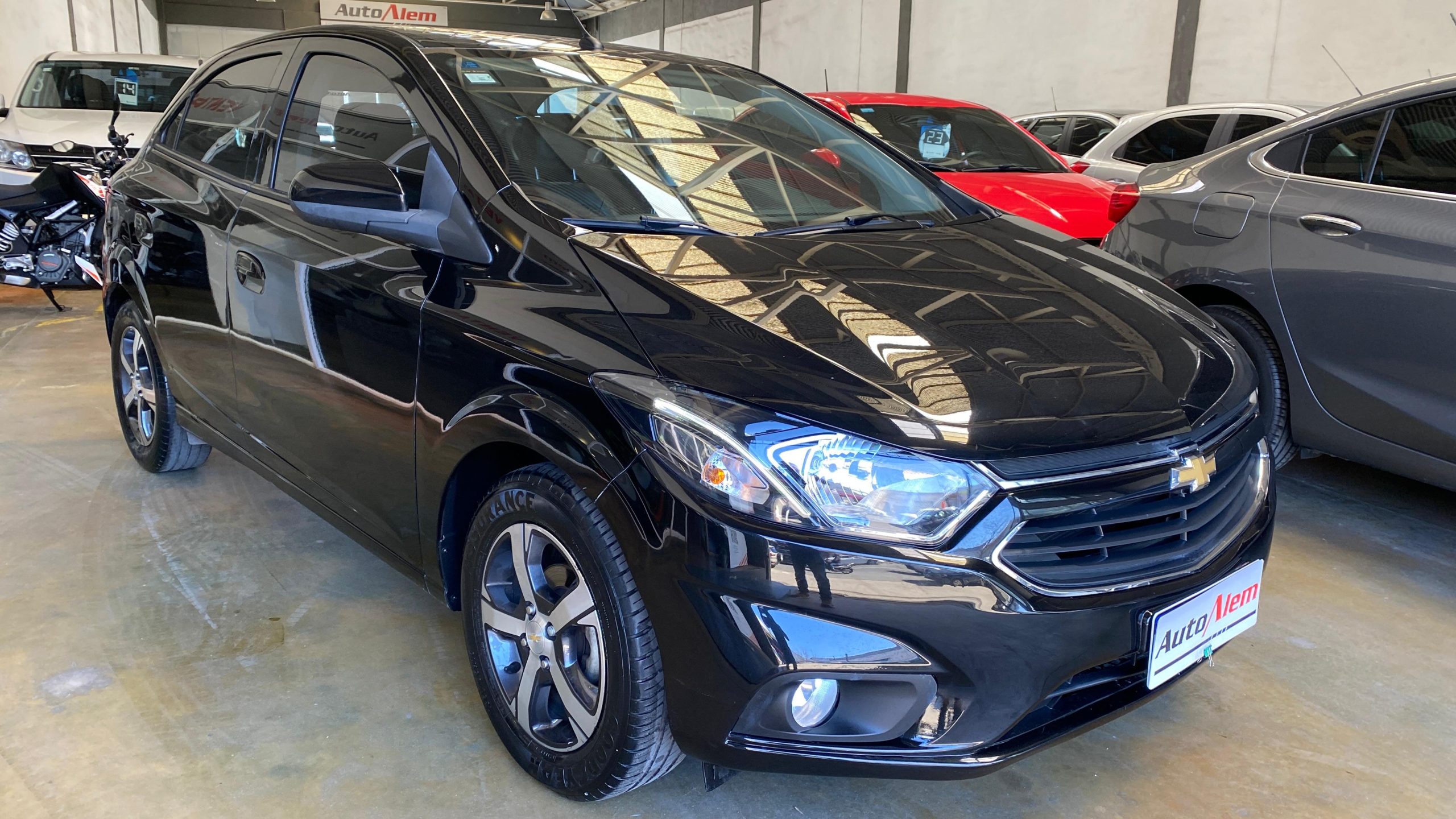 Chevrolet Onix LTZ 1.4 Año 2018 - Imagen 3