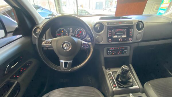 Volkswagen Amarok Higline 4x2 Año 2014 - Imagen 8