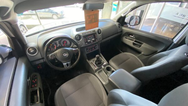 Volkswagen Amarok Higline 4x2 Año 2014 - Imagen 5