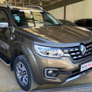 Renault Alaskan ICONIC 4X4 MT Año 2021