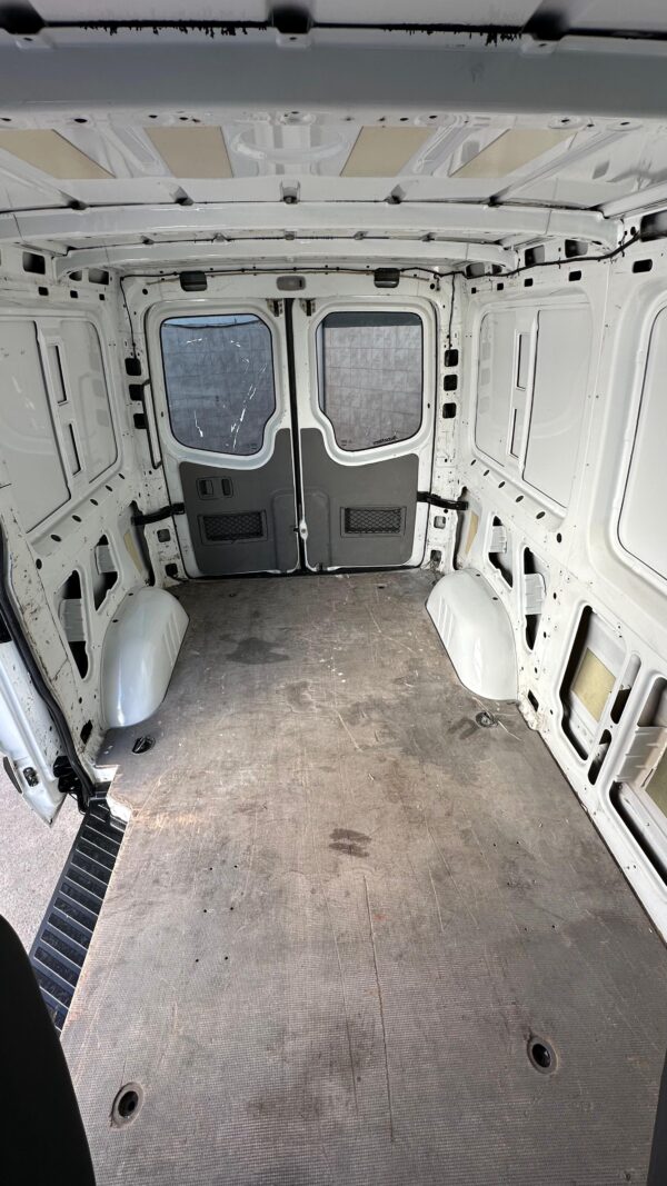 Mercedes Benz Sprinter 411 CDI/F 3250 STREET V1 Año 2015 - Imagen 4