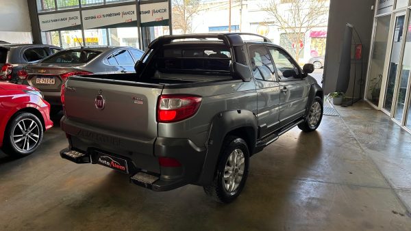Fiat Strada Adventure GNC D/C Año 2018 - Imagen 4