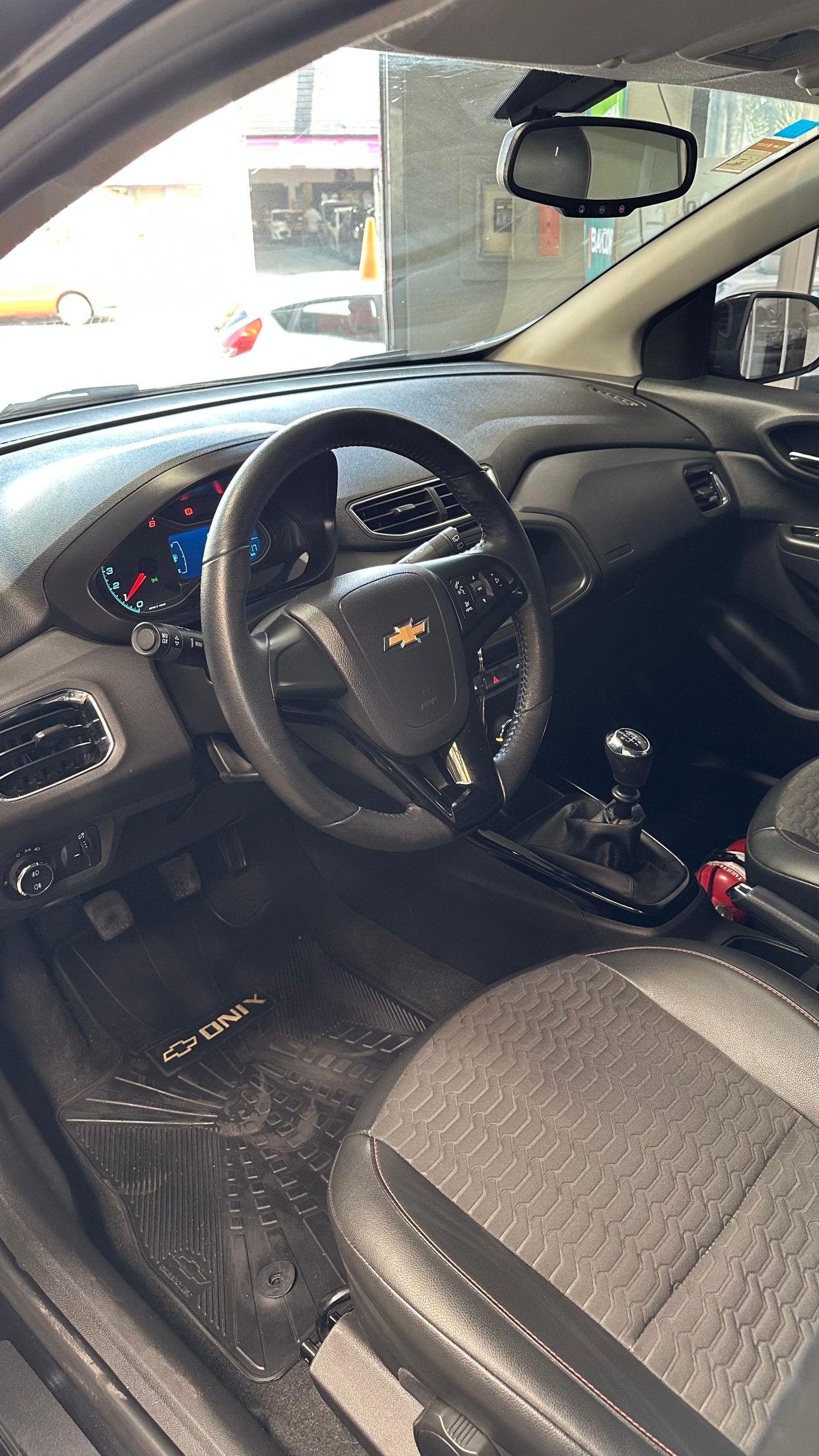 Chevrolet Onix LTZ 1.4 Año 2018 - Imagen 9