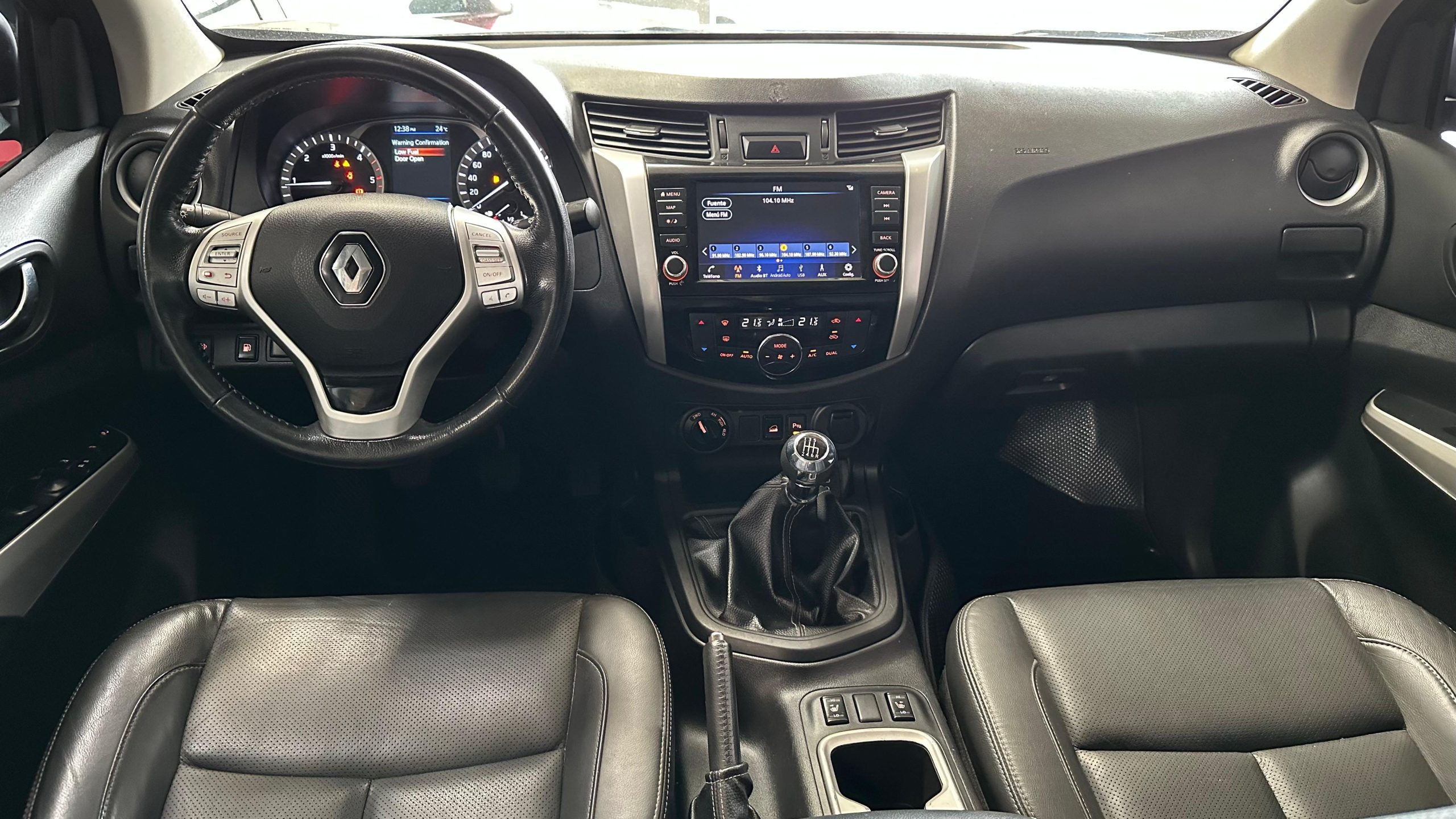 Renault Alaskan ICONIC 4X4 MT Año 2021 - Imagen 14