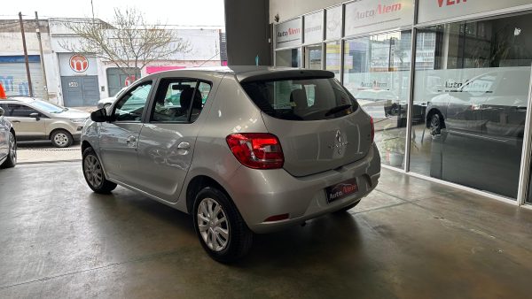 Renault Sandero 1.6 Dynamique Año 2017 - Imagen 6