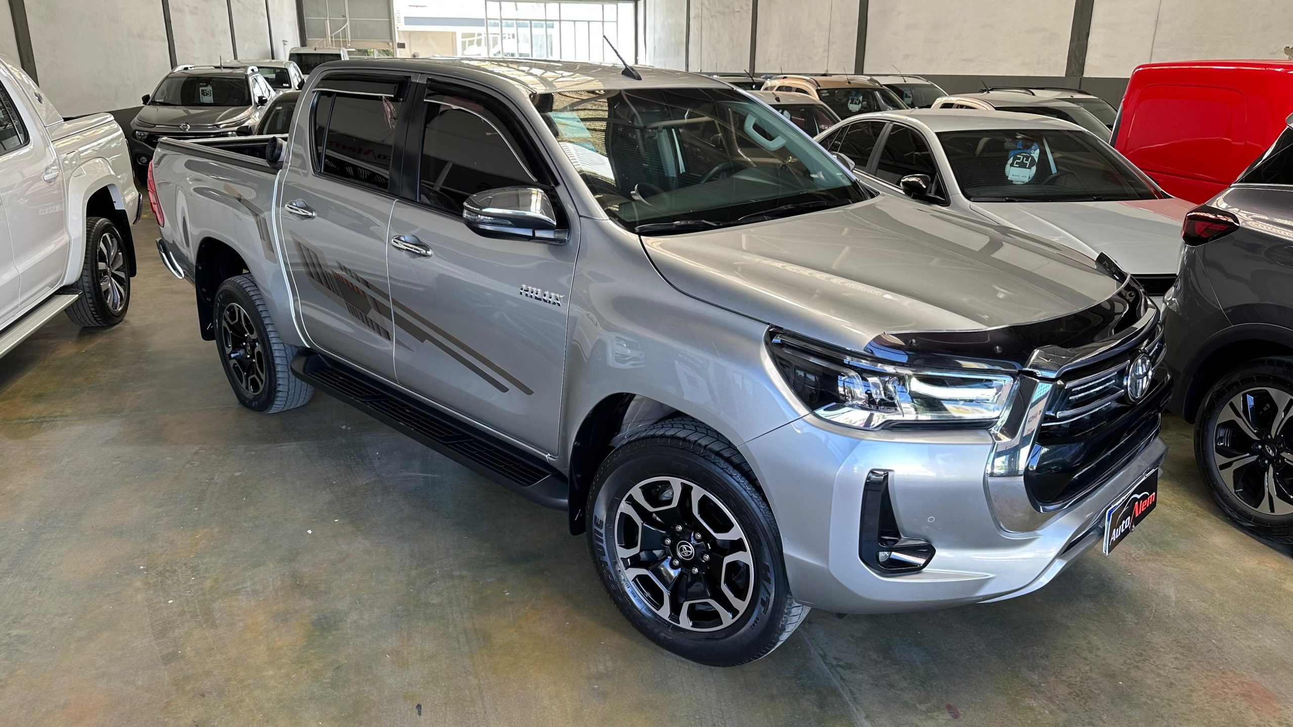Toyota Hilux SRV 4X2 MTAño 2022 - Imagen 3