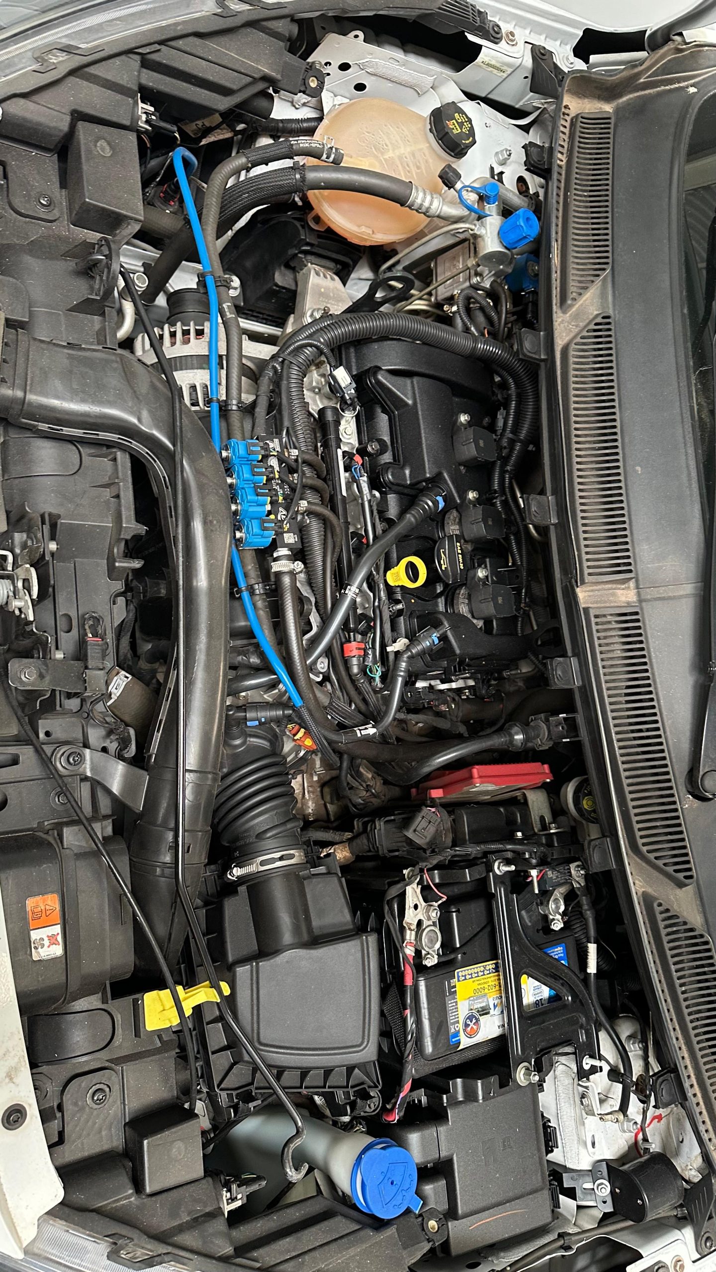 Ford Fiesta Kinetic 1.6 SE Año 2016 - Imagen 5