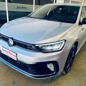 Volkswagen Virtus Exclusive 1.4 Tsi AT año 2024