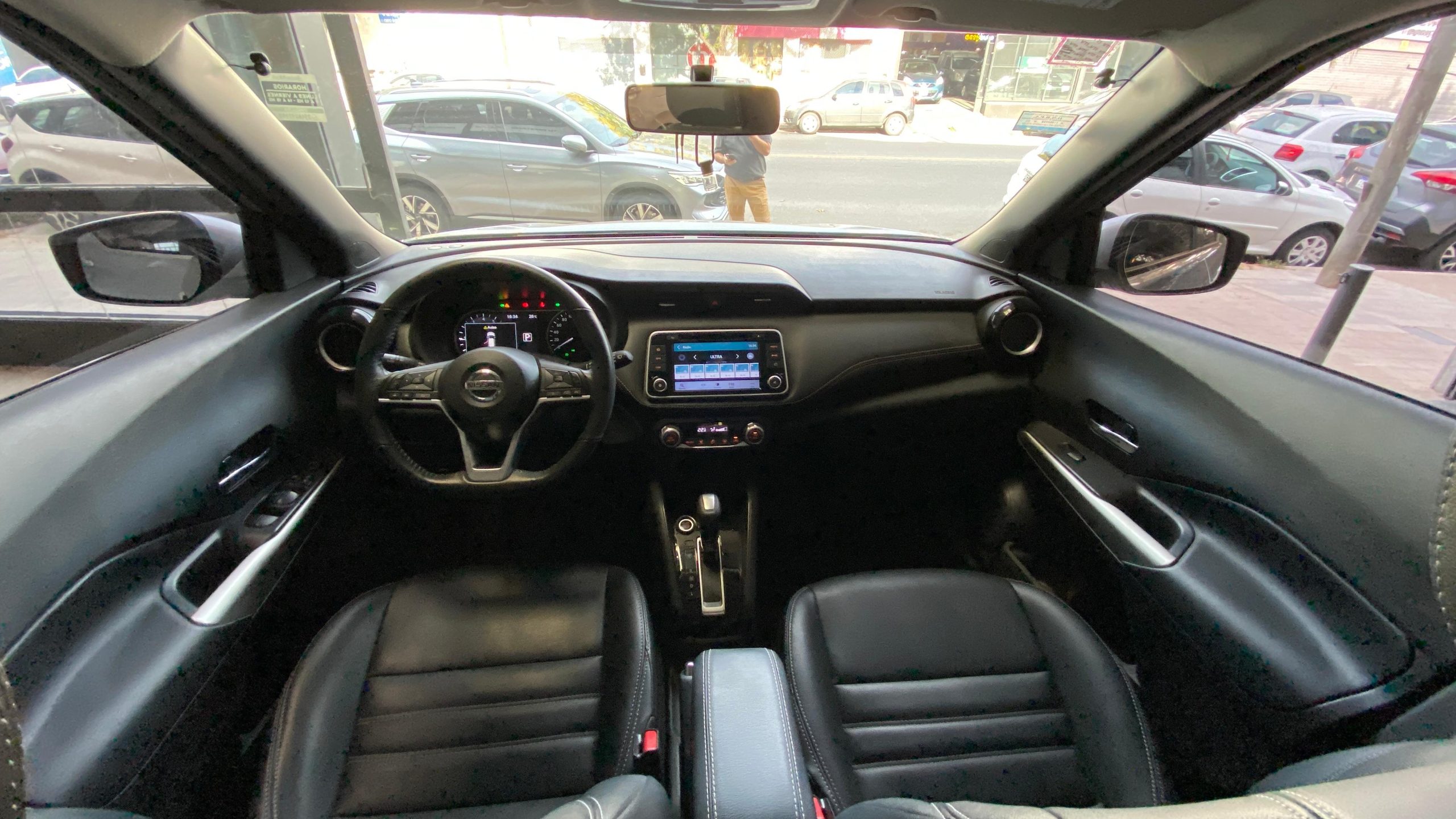 Nissan Kicks Excluive CVT AƱo 2020 - Imagen 11