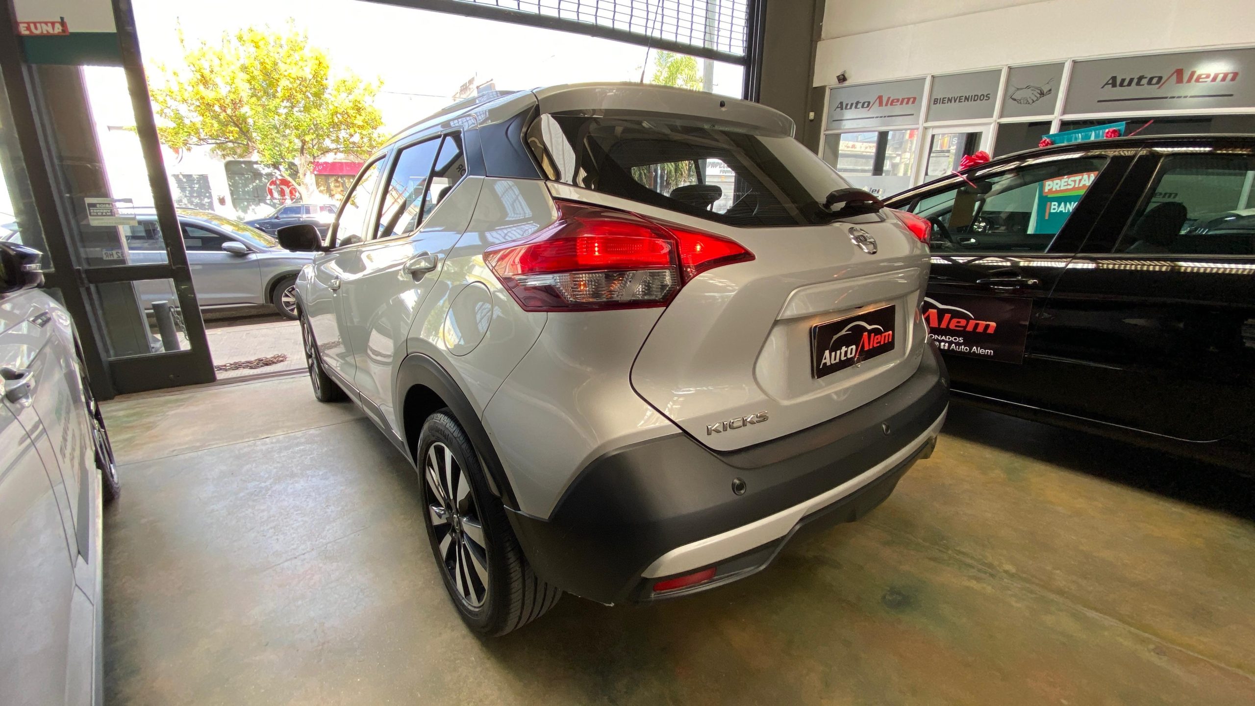 Nissan Kicks Excluive CVT AƱo 2020 - Imagen 7