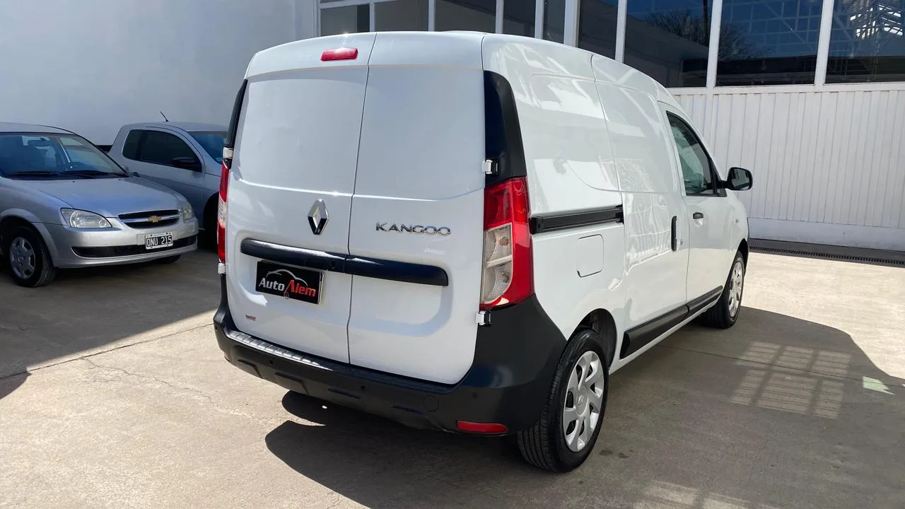Renault Kangoo II EXPRESS CONFORT 1.6 GNC SCE Año 2023 - Imagen 3