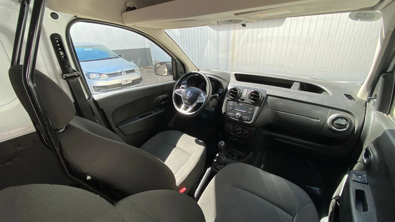 Renault Kangoo II EXPRESS CONFORT 1.6 GNC SCE Año 2023 - Imagen 6